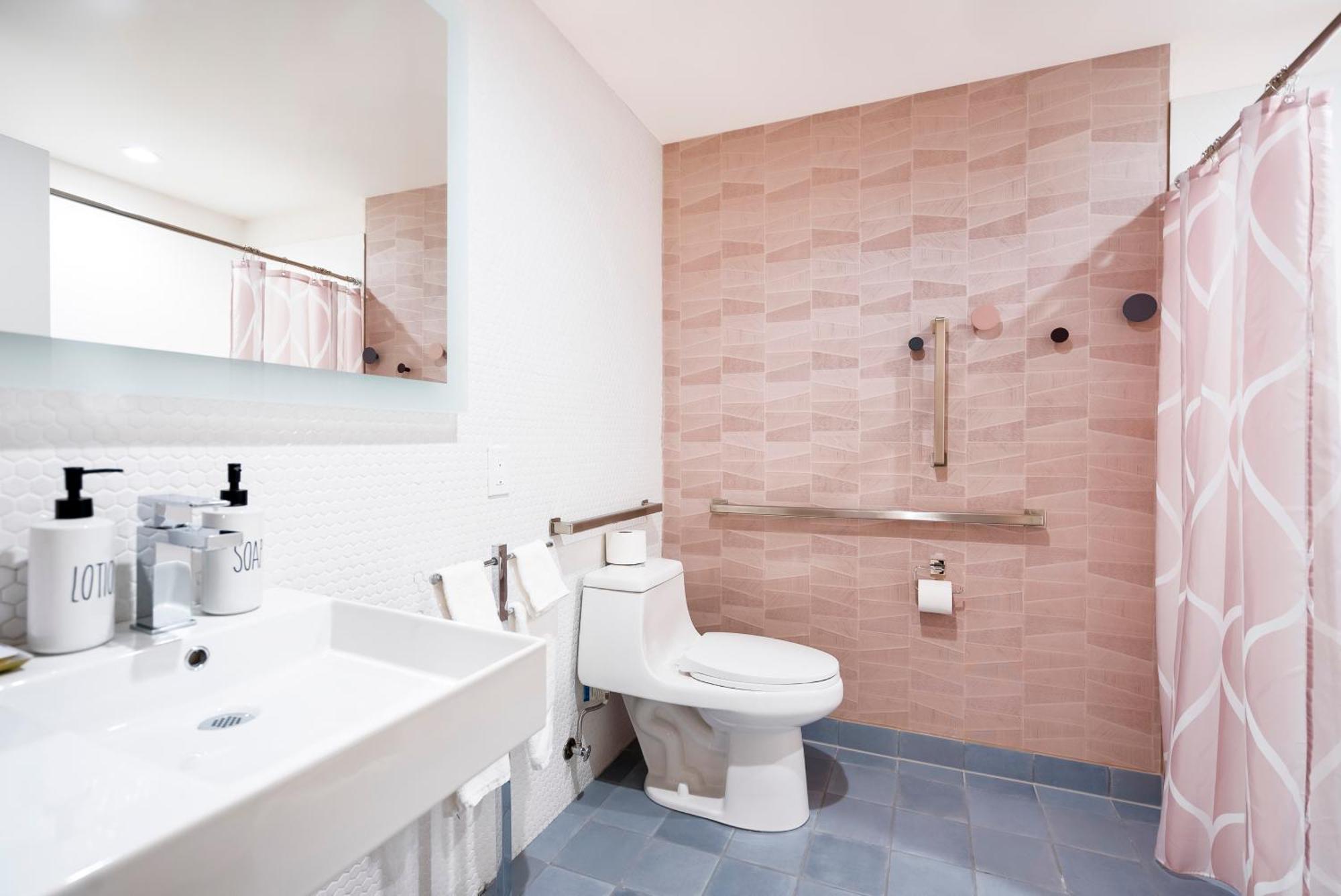 The Bentley Hotel Southampton, Part Of Jdv By Hyatt Extérieur photo